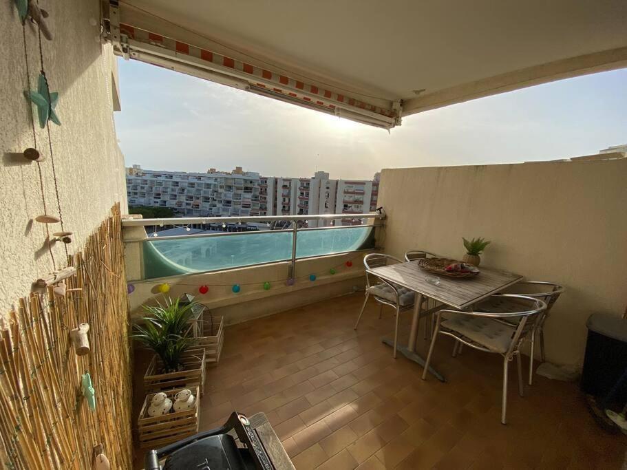 Joli Studio Vue Mer Et Port Mauguio Extérieur photo